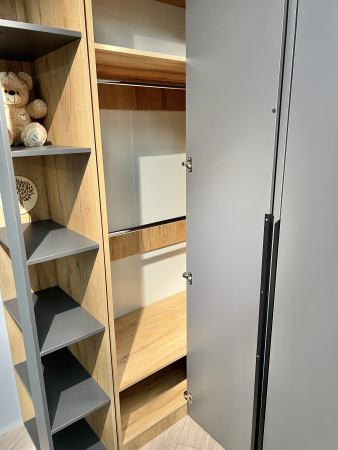 Комплект Брайт (угловой шкаф + пенал + стеллаж торцевой + стол + полка) от Династия Kids