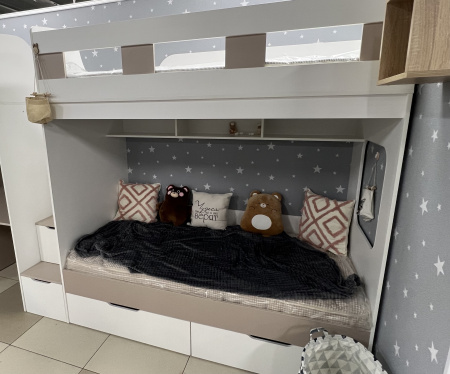 Кровать 3-х ярусная Квартет (корпус белый + фасады велюр)